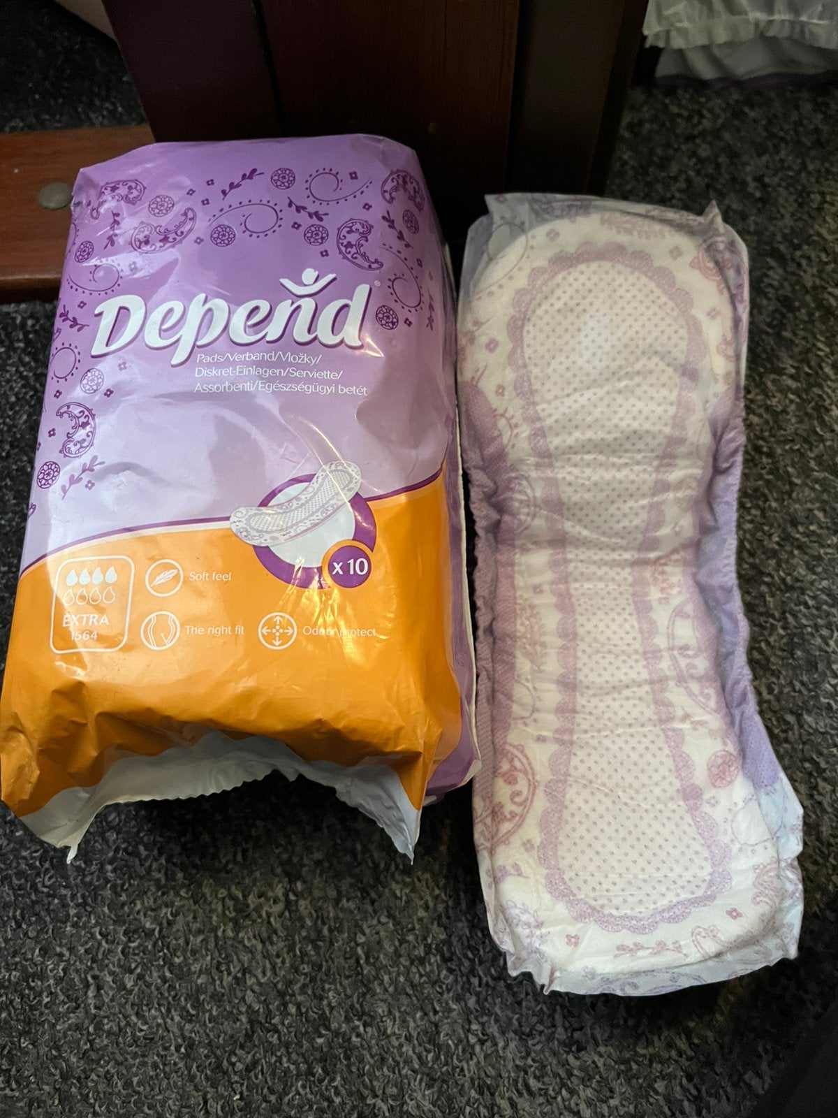 Maandverband en incontinentie verband, Diversen, Ophalen, Zo goed als nieuw