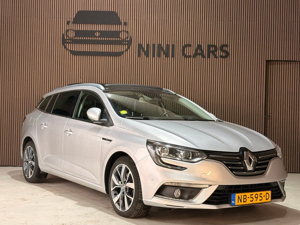 Renault Mégane Estate Bose GT-Line, Auto's, Renault, Gebruikt, 4 cilinders, Leder en Stof, Origineel Nederlands