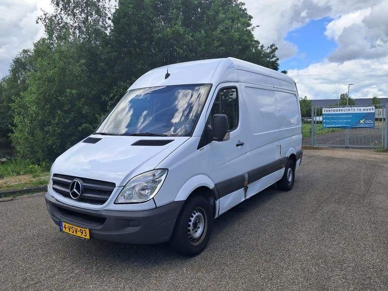 Mercedes-Benz Sprinter automaat met hydraulische laadklep, Auto's, Bestelauto's, Automaat, Euro 5, 4 cilinders, Bedrijf