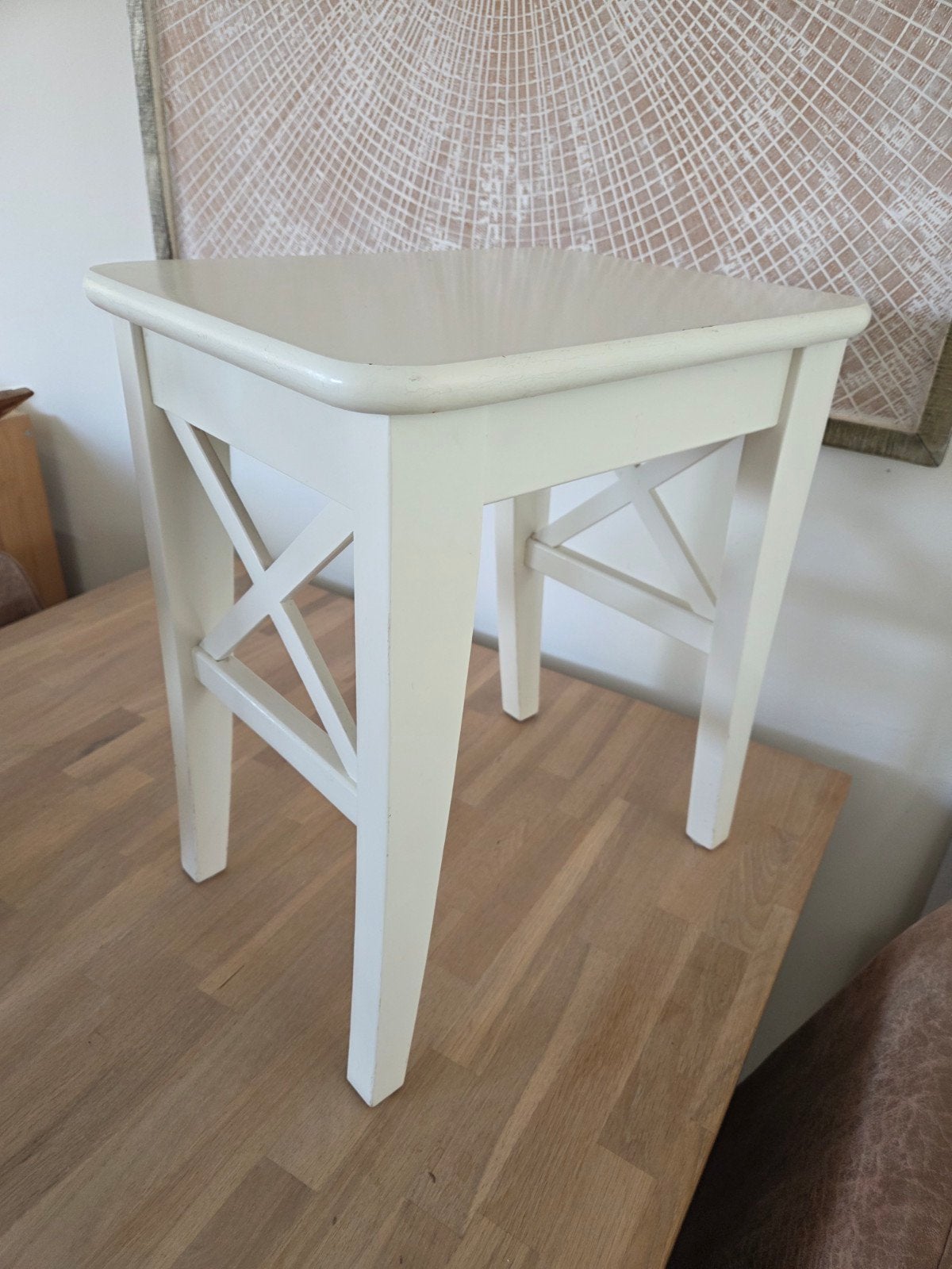 IKEA INGOLF krukje, wit, stevig en compact., Ophalen of Verzenden, Gebruikt, Hout