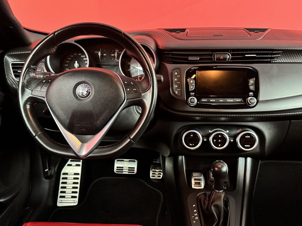 Alfa Romeo Giulietta 1.4 Turbo MultiAir Super, Auto's, Alfa Romeo, Automatische klimaatregeling, 4 cilinders, Bedrijf, 500 kg