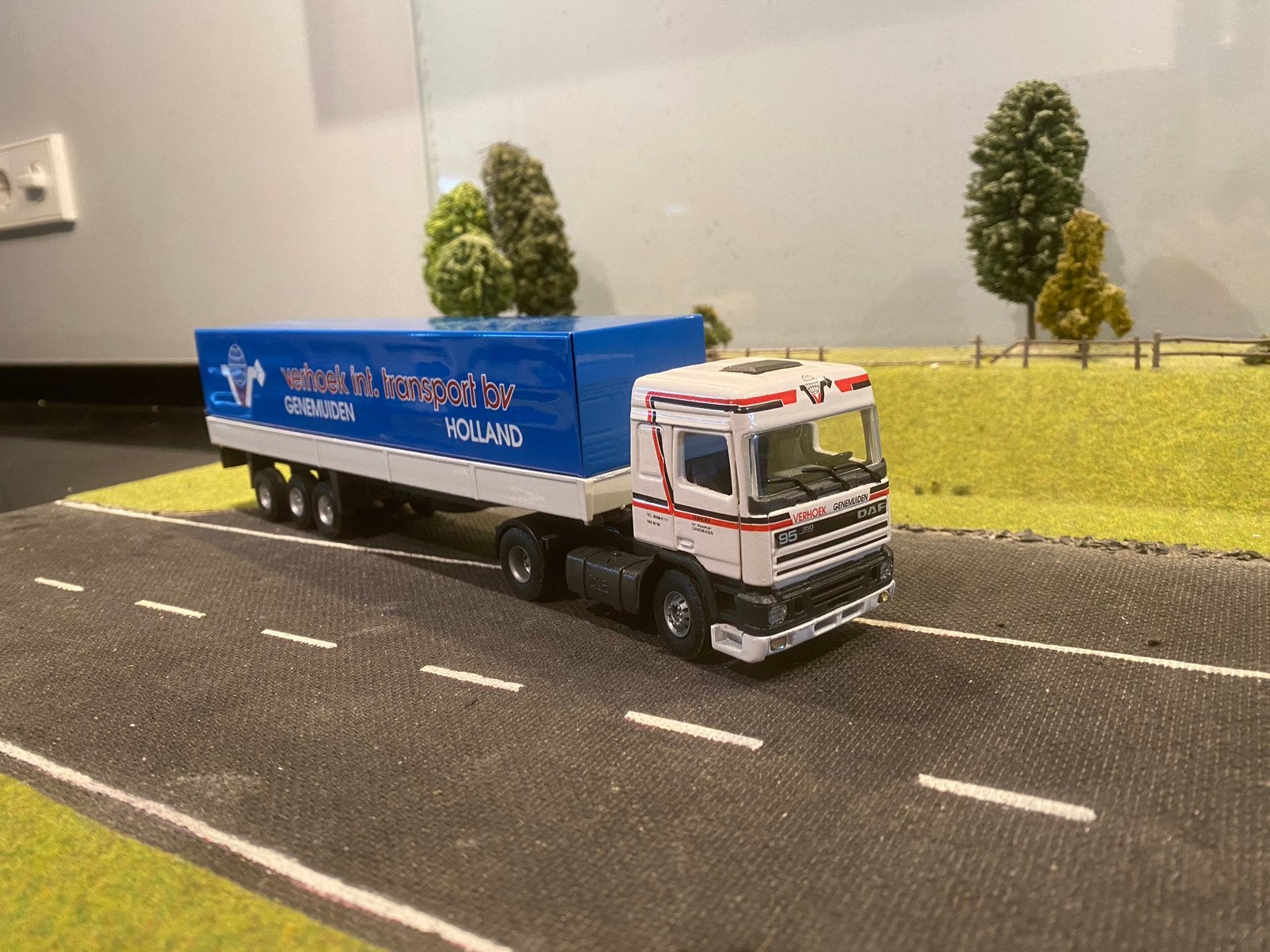 Daf 95 met oplegger van Verhoek, Ophalen of Verzenden, Zo goed als nieuw, Bus of Vrachtwagen, Tekno