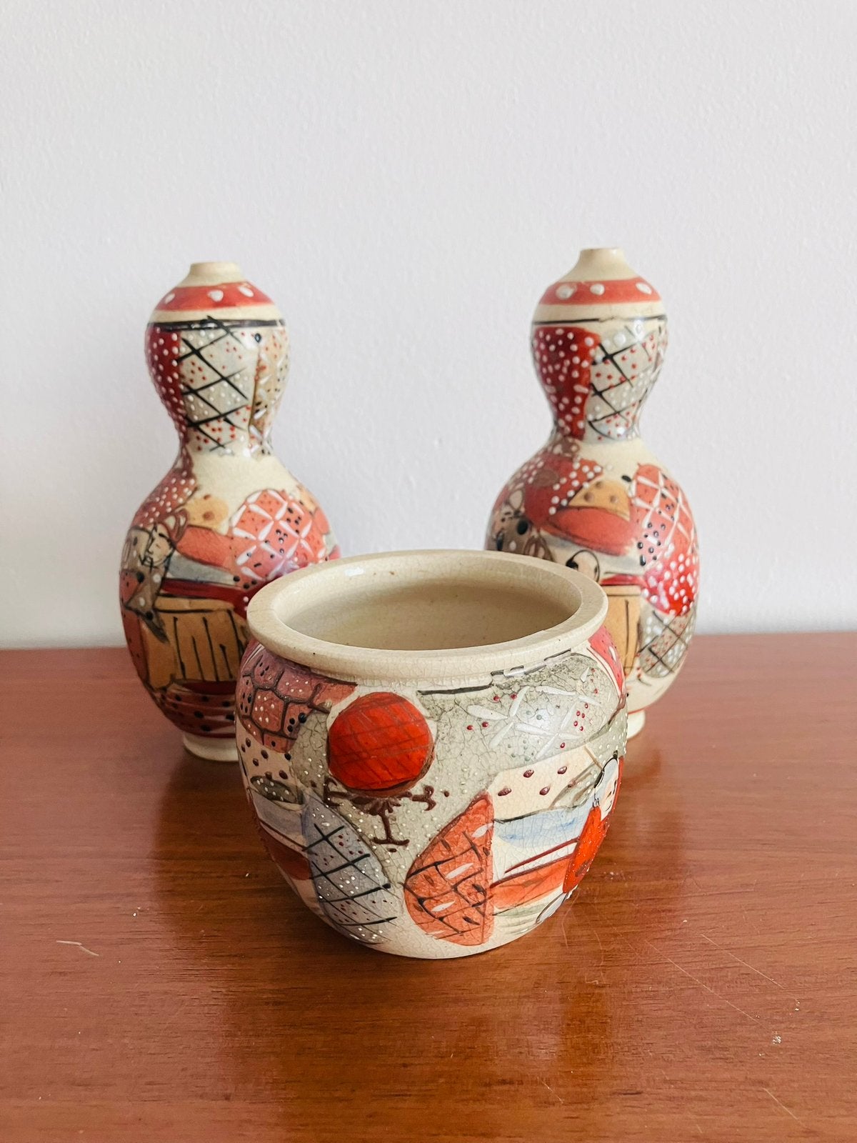 Antieke Japanse Sake-set (ca. 1900)  van Kutani. Gemerkt., Antiek en Kunst, Ophalen of Verzenden
