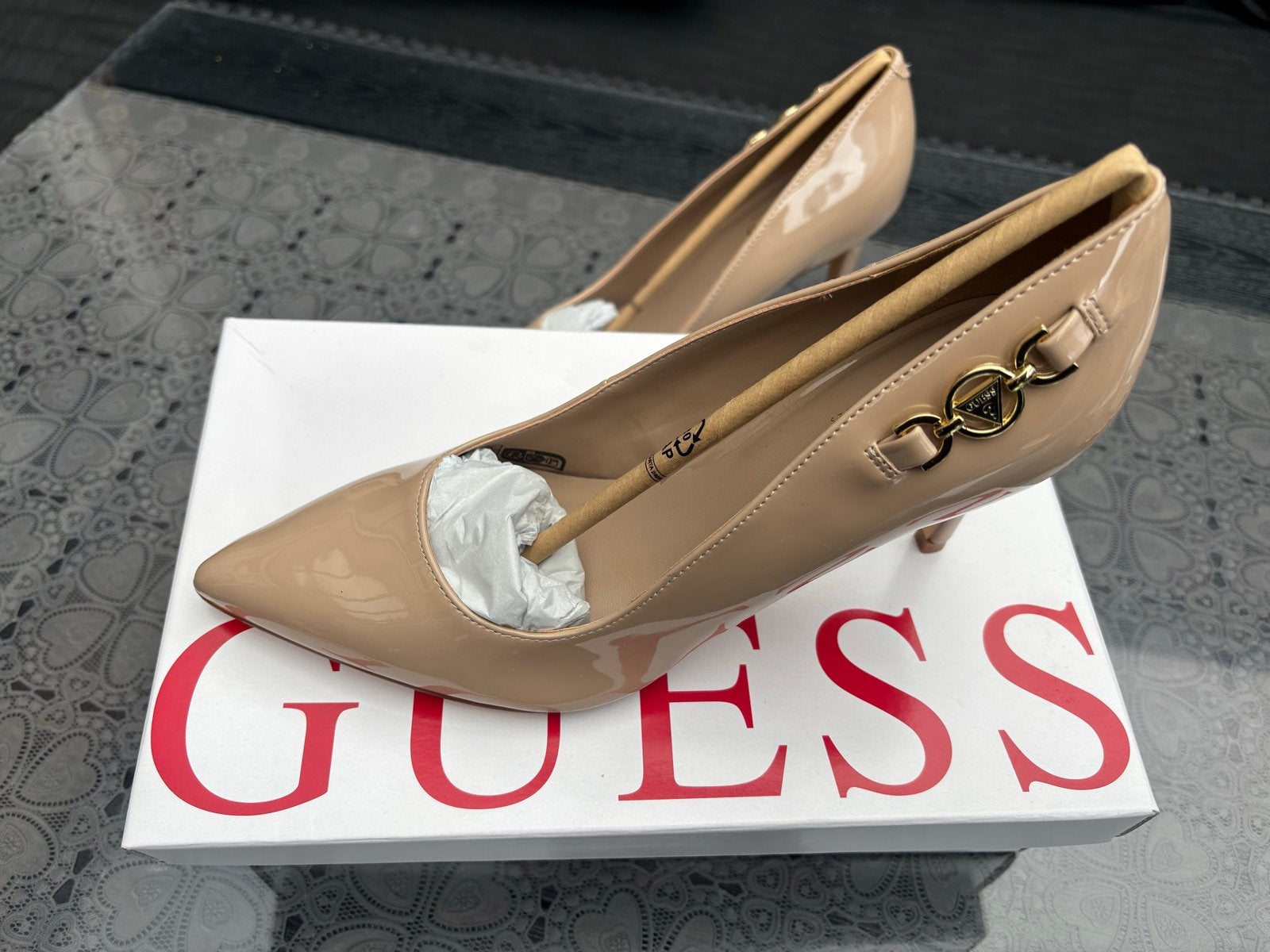 NIEUW! Guess pumps oat/nude kleur maat 38, Ophalen of Verzenden, Nieuw, Beige, Pumps