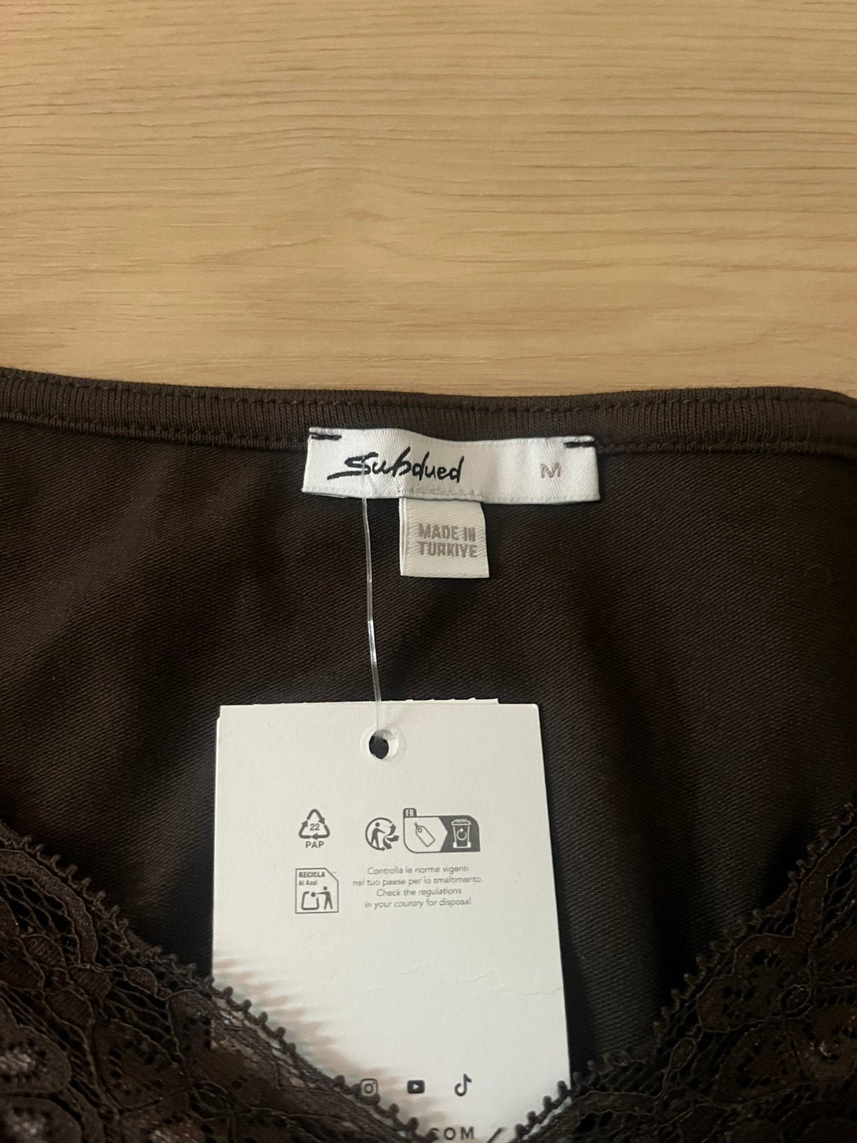 Subdued lace t shirt, Maat 38/40 (M), Ophalen of Verzenden, Zo goed als nieuw, Bruin