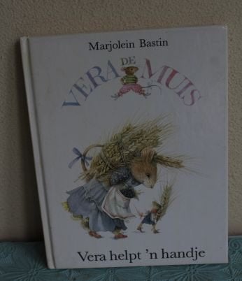 Vera de Muis - Vera helpt 'n handje, Gelezen, Fictie algemeen, Ophalen of Verzenden, Marjolein Bastin