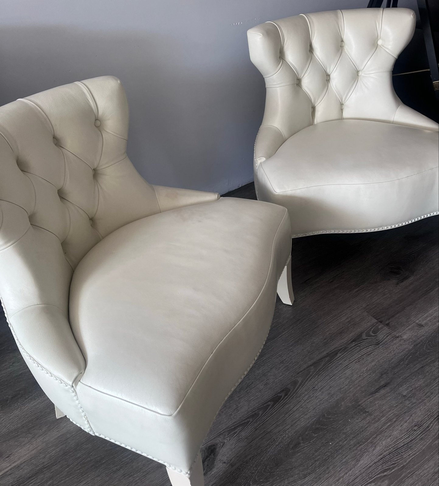Piet Boon: Twee elegante witte fauteuils - Zo goed als nieuw, Huis en Inrichting, Ophalen, Twee, Wit, Leer
