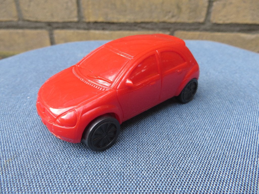 Merkloos Ford Ka 8 cm rood  8 cm lang, Ophalen of Verzenden, Zo goed als nieuw, Auto