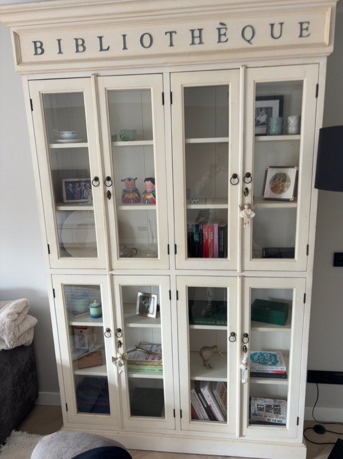 Vintage  Bibliotheek Kast - Crème Wit met Glazen Deuren, Ophalen, Gebruikt, 100 tot 150 cm, 200 cm of meer