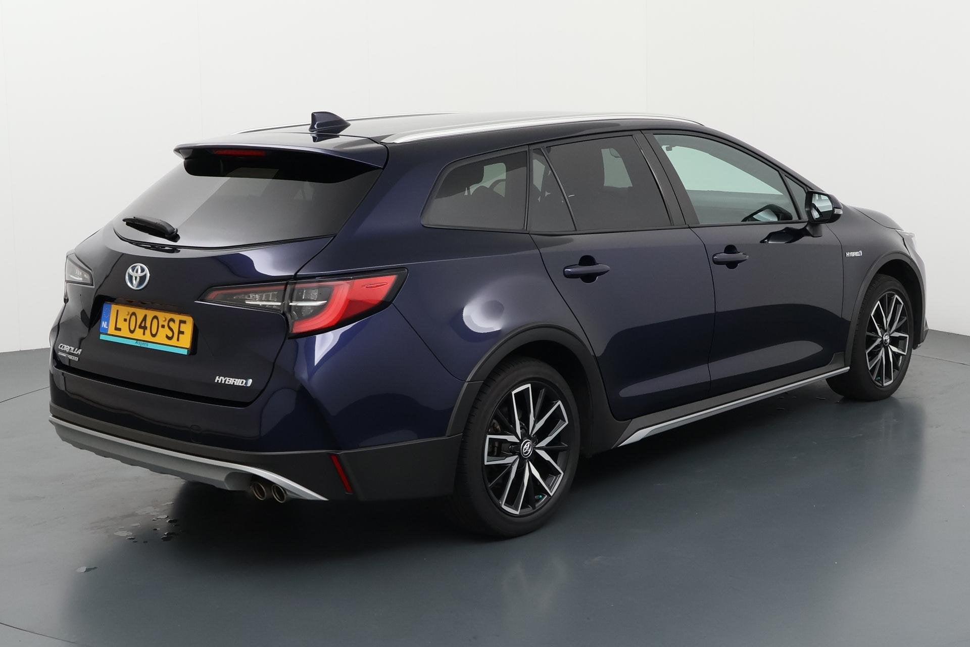 Foto 5 van Toyota Corolla Touring Sports 2.0 Hybrid Trek Zuinige hybrid