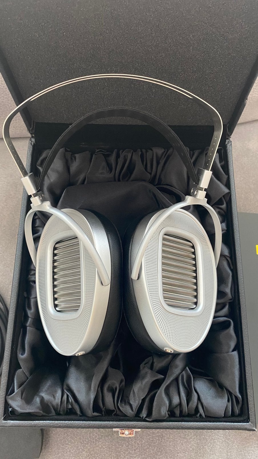 HiFiman HE1000 unveiled ZGAN