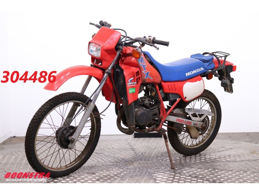 Honda MTX50 (bj 1981), Fietsen en Brommers, Brommers | Oldtimers, Overige merken, Dopplerlaan 4
9207HC  DRACHTEN, NL, Boonstra Schadevoertuigen