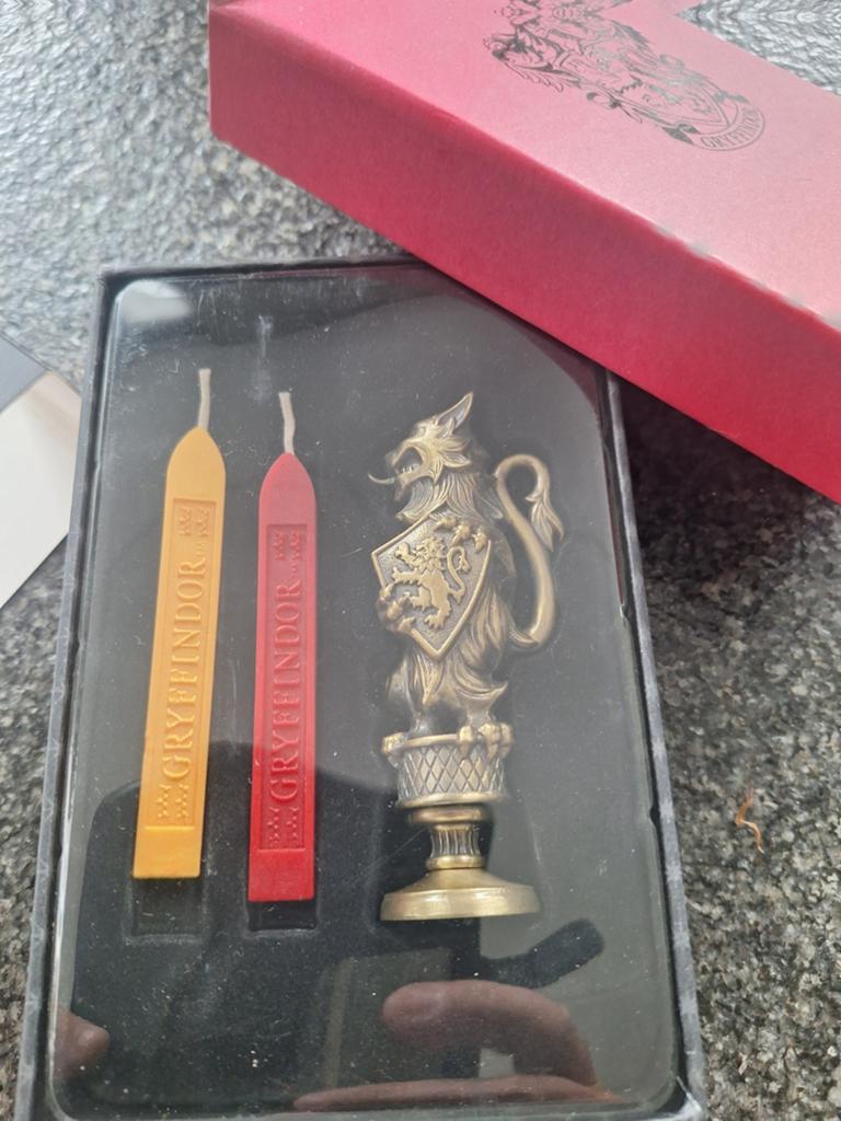 Harry Potter Gryffindor Wax Seal Set - Nieuw, Verzamelen, Harry Potter, Ophalen of Verzenden, Nieuw, Gebruiksvoorwerp