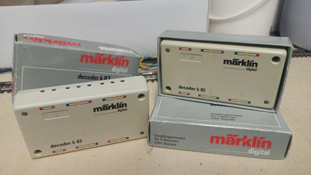 Marklin decoder K83  2x, Hobby en Vrije tijd, Modeltreinen | H0, Wisselstroom, Gebruikt, Overige typen, Ophalen of Verzenden