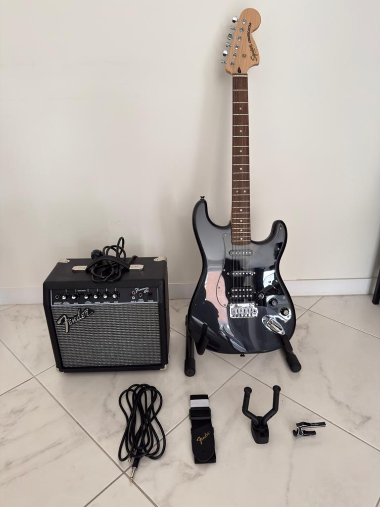 Squier Affinity Series Stratocaster HSS NIEUW, Muziek en Instrumenten, Ophalen, Nieuw, Solid body, Fender