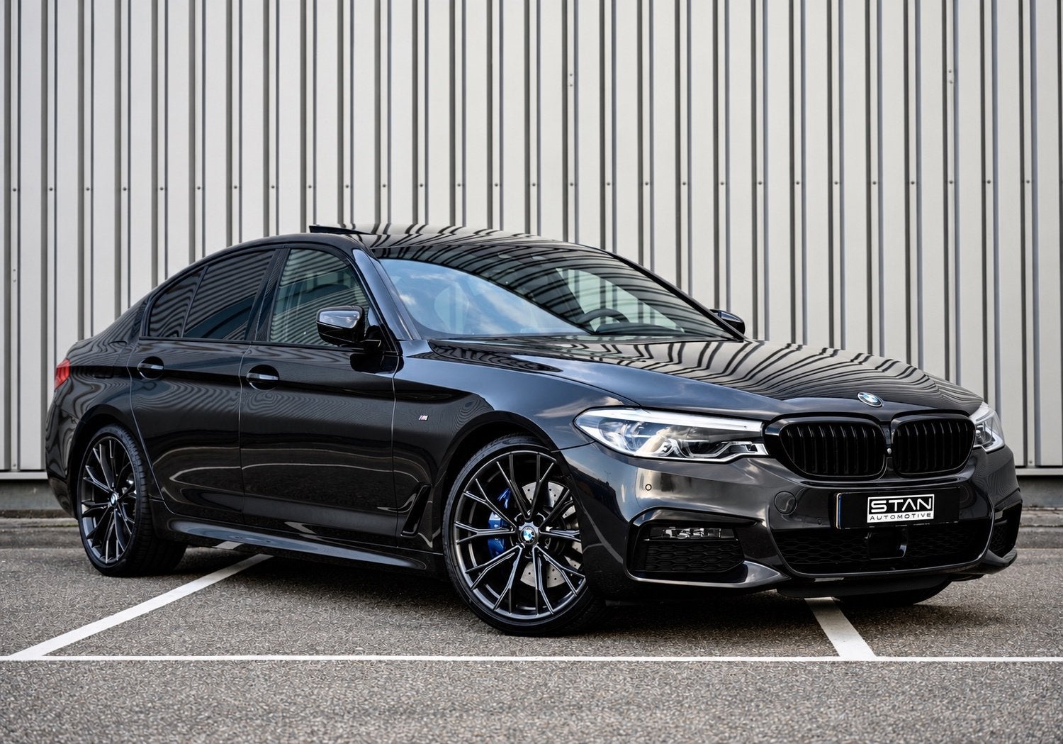 BMW 5-serie 530D, M-Sport, High Executive | RWD | Individual, Achterwielaandrijving, Gebruikt, 2993 cc, 2000 kg