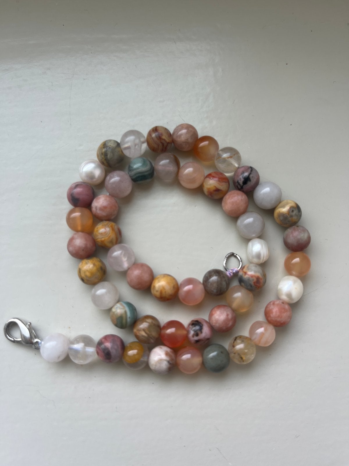 Ketting van edelstenen en zoetwaterparels, Overige kleuren, Nieuw, Ophalen of Verzenden, Steen of Mineraal