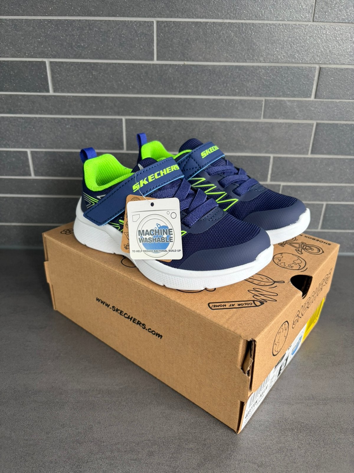 Skechers schoenen maat 25, Ophalen of Verzenden, Nieuw, Jongen