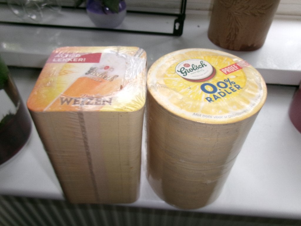 bierviltjes 2 pakken, Ophalen of Verzenden, Nieuw, Viltje(s), Overige merken
