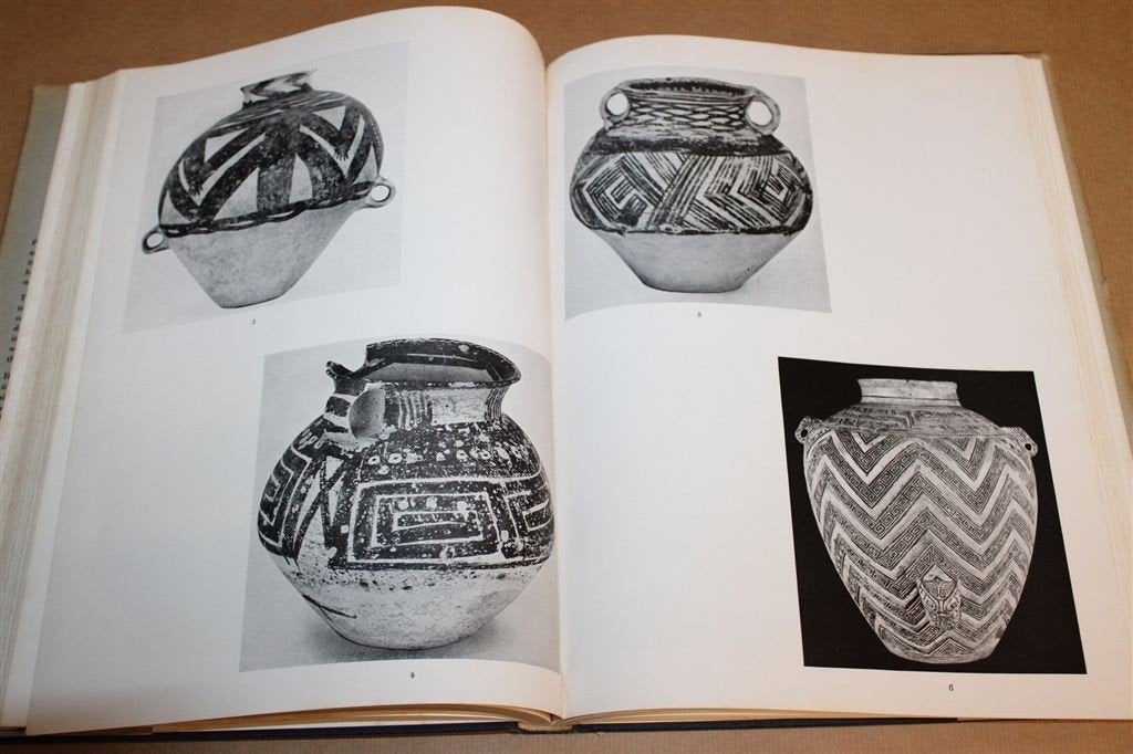 Short History of Chinese Art — Brons en Schilderkunst 1947, Boeken, Ophalen of Verzenden, Gelezen