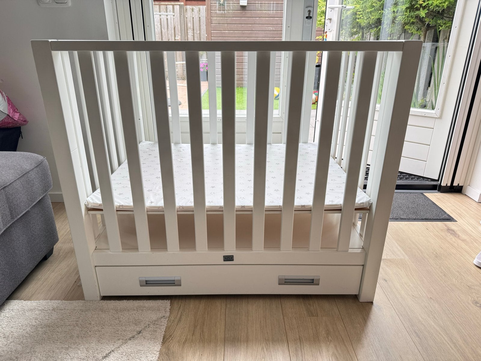 TWF Box met lade, matras, boxkleed en babynestje, Kinderen en Baby's, Boxen, Ophalen, Gebruikt, Rechthoekig, In hoogte verstelbaar