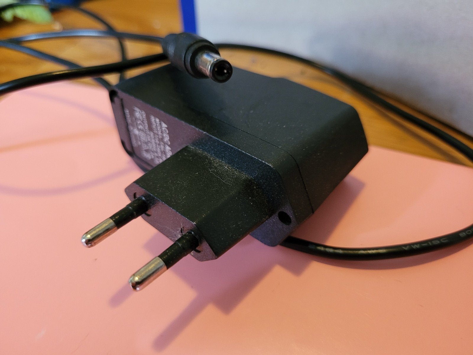 AC/DC Adapter TSL-1681 5V 2A Voeding, Verzenden