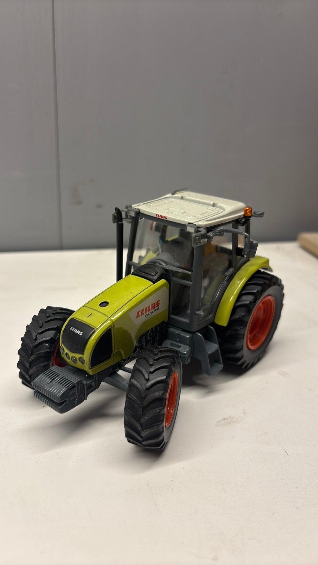 Nette claas celtis 446, Hobby en Vrije tijd, Modelauto's | 1:32, Ophalen of Verzenden, Zo goed als nieuw, Tractor of Landbouw