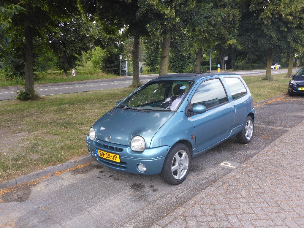 Renault Twingo 1.2 16V Dyna 2005 2002 Blauw, Auto's, Voorwielaandrijving, 4 cilinders, Origineel Nederlands, Handgeschakeld