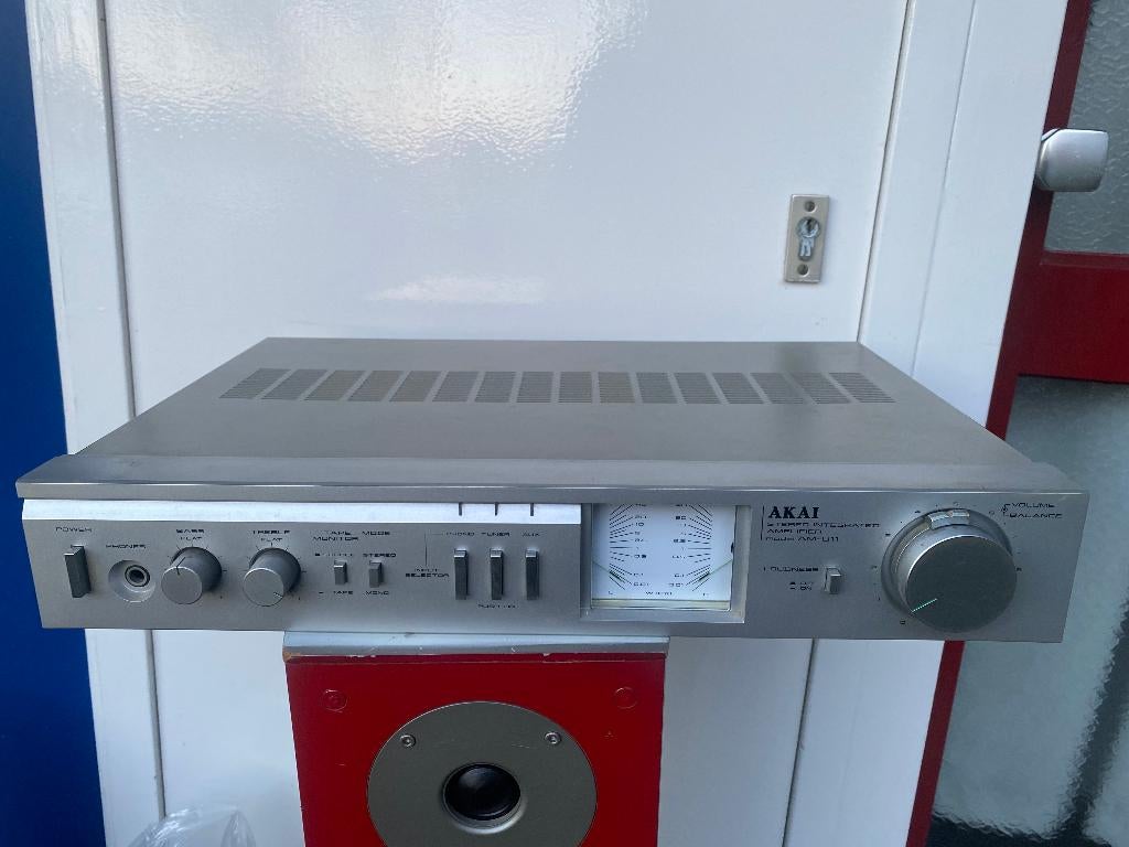 versterker, Audio, Tv en Foto, Versterkers en Receivers, Ophalen of Verzenden, 120 watt of meer, Overige merken