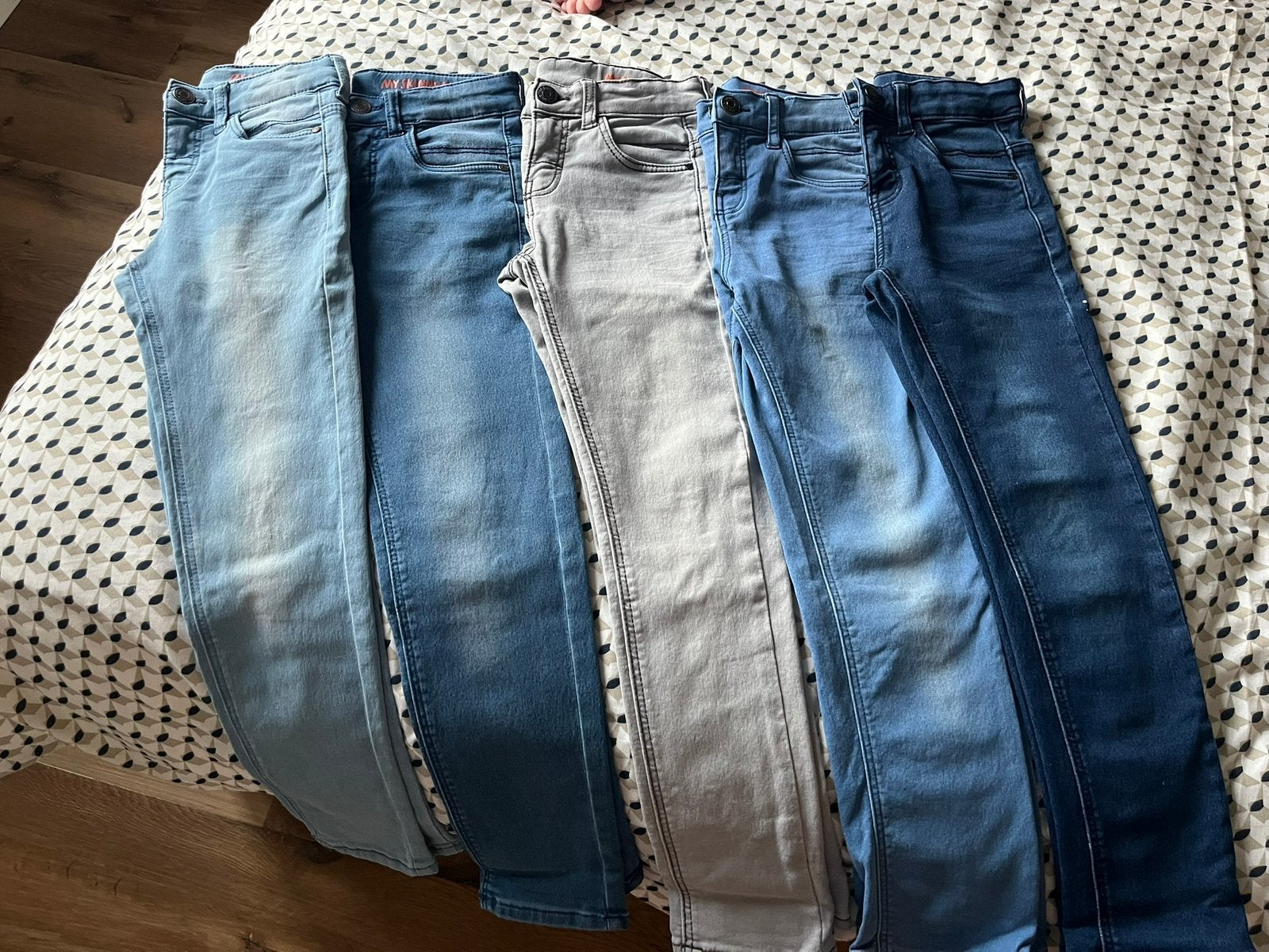 5x Hema jeans. Skinny fit maat 122, Ophalen of Verzenden, Zo goed als nieuw, Overige maten