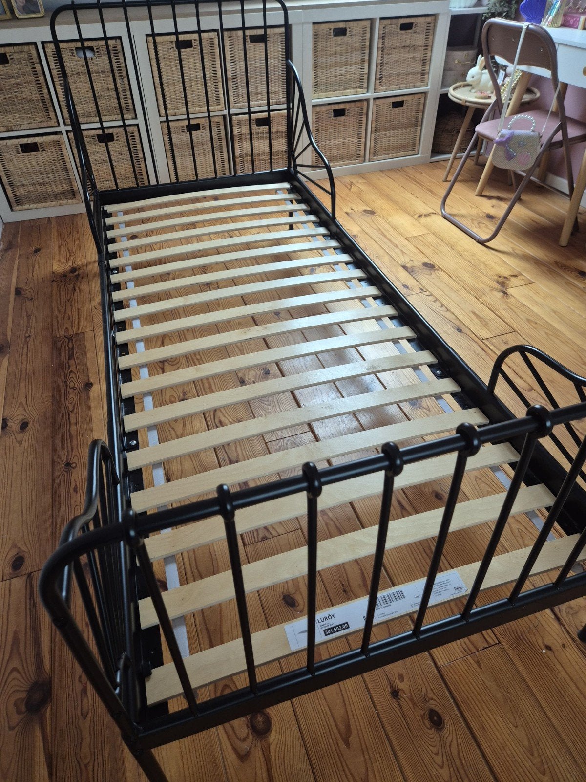 IKEA Minnen bedframe met lattenbodem (zwart), Ophalen, Gebruikt, Eenpersoons, Zwart