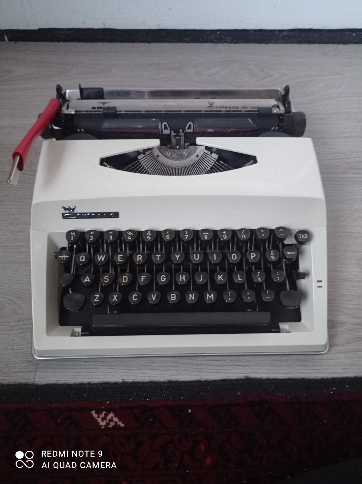 Triumph Contessa De Luxe typemachine, Ophalen of Verzenden