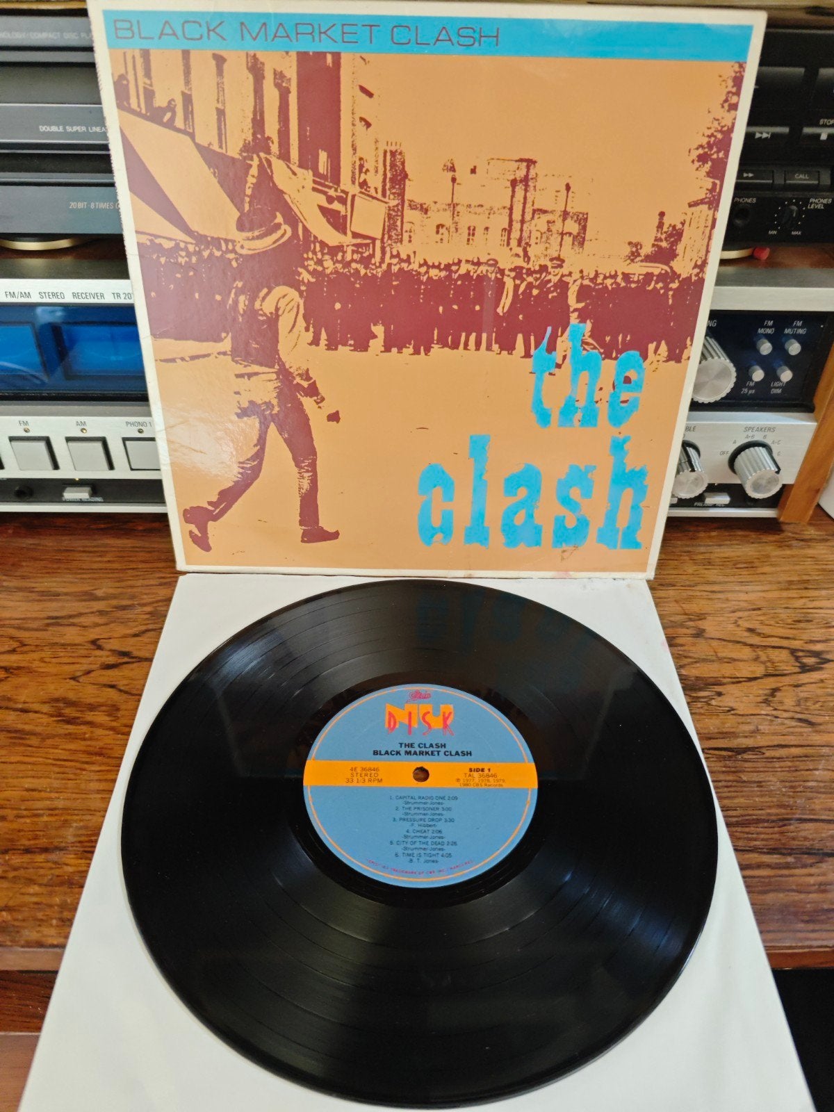 The Clash - Black Market Clash LP (1980) - Punk Rock, LP, Gebruikt, Ophalen of Verzenden, Punk Rock