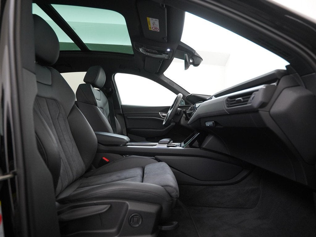 Audi e-tron Sportback 55 quattro S edition 95 kWh | SOH 96%, Auto's, Audi, Automaat, 12 maanden, 95 kWh, Leder en Stof