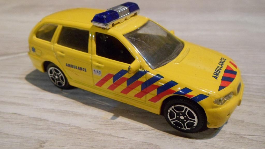 Joy City - BMW 3-serie Touring Ambulance [gl] 1/43, Hobby en Vrije tijd, Modelauto's | 1:43, Ophalen of Verzenden, Gebruikt, Auto