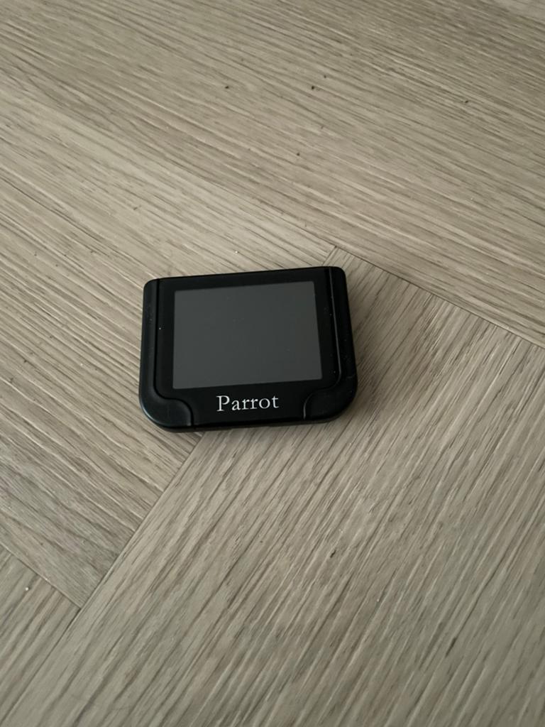 Parrot carkit scherm, Auto diversen, Carkits, Ophalen of Verzenden, Zo goed als nieuw