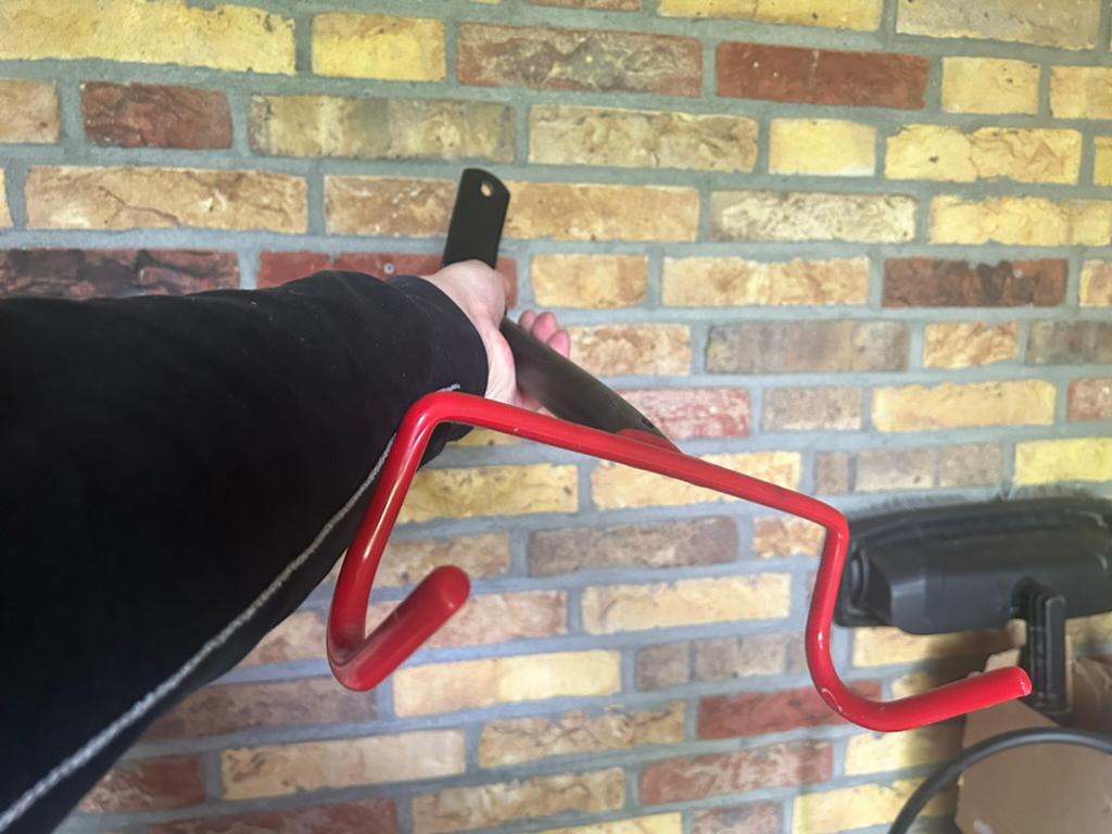 2 fietshaken om fietsen op te hangen, Fietsen en Brommers, Fietsonderdelen, Gebruikt, Overige typen, Staal, Ophalen of Verzenden