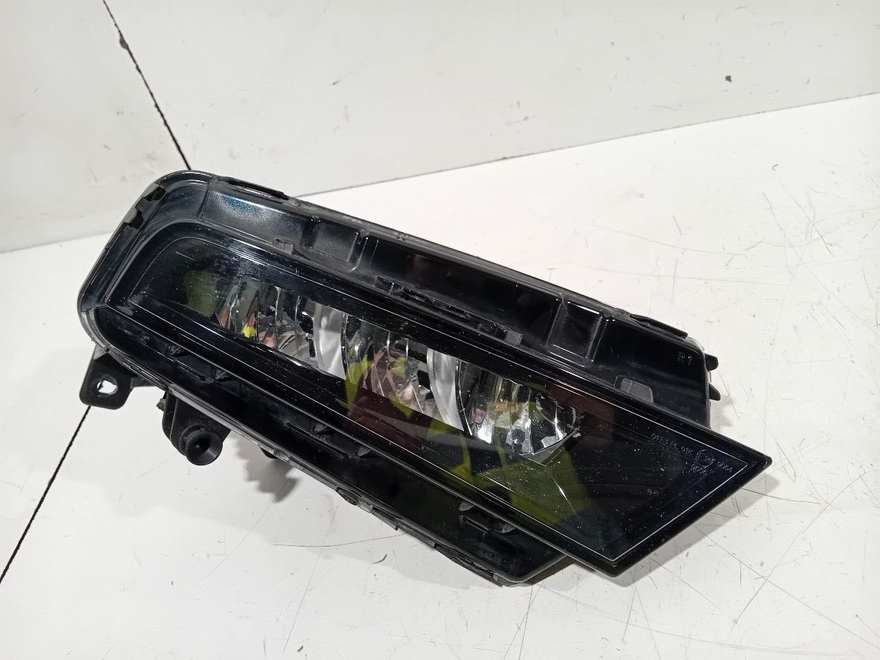 Mistlamp rechts Seat Ateca, Onderdelen@venauto.nl, Van der Ven Autorecycling B.V., Gebruikt, Ettenseweg 76, 4706 PB Roosendaal, The Netherlands