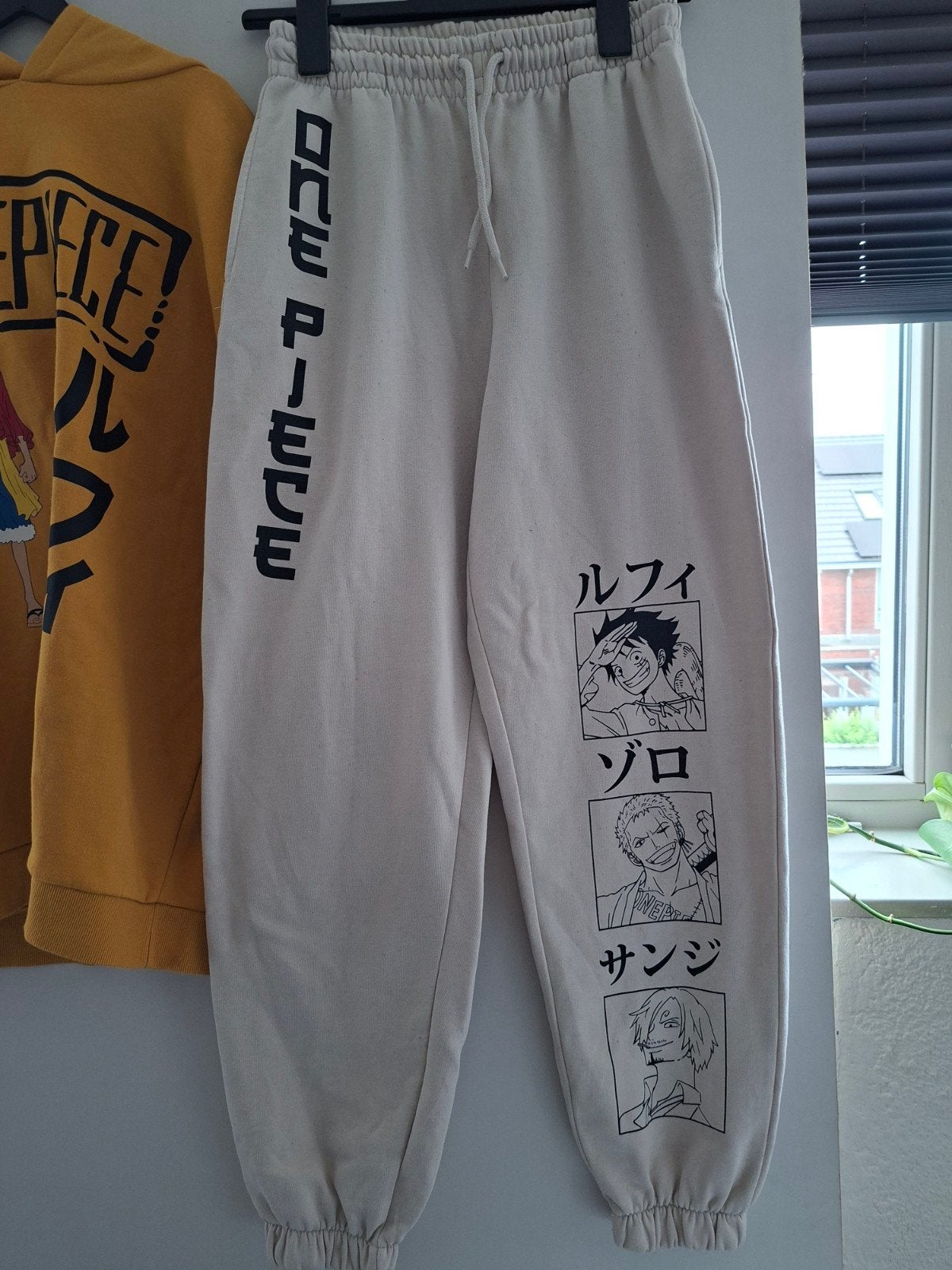 One Piece Hoodie en Joggingbroek Set - Luffy & Crew, Kinderen en Baby's, Kinderkleding | Maat 170, Zo goed als nieuw, Ophalen of Verzenden