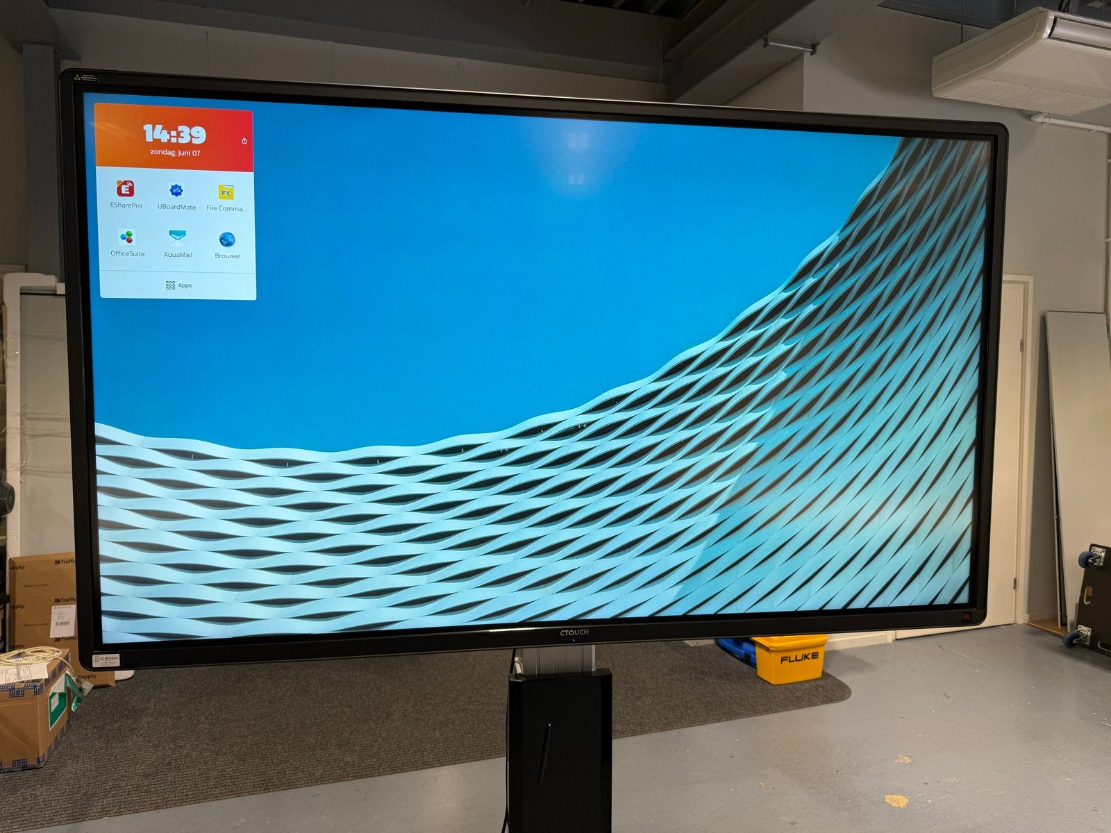 CTOUCH Riva 86" Ultra HD Touchscreen 2022, LED, 50 Hz, Zo goed als nieuw, 100 cm of meer
