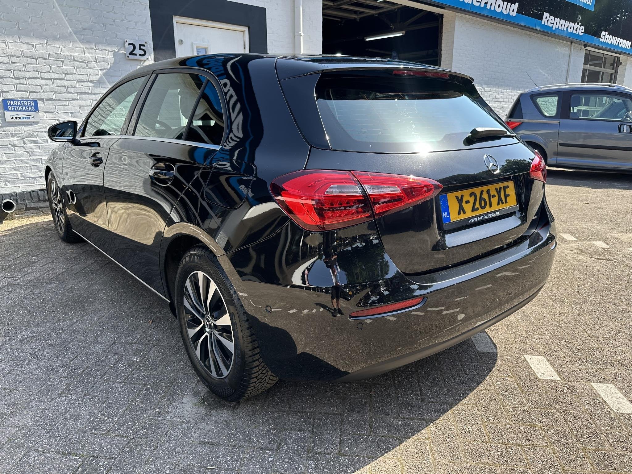 Mercedes-Benz A-klasse 180 Premium /CC/Camera/Navi/All seaso, Voorwielaandrijving, 136 pk, Gebruikt, 4 cilinders
