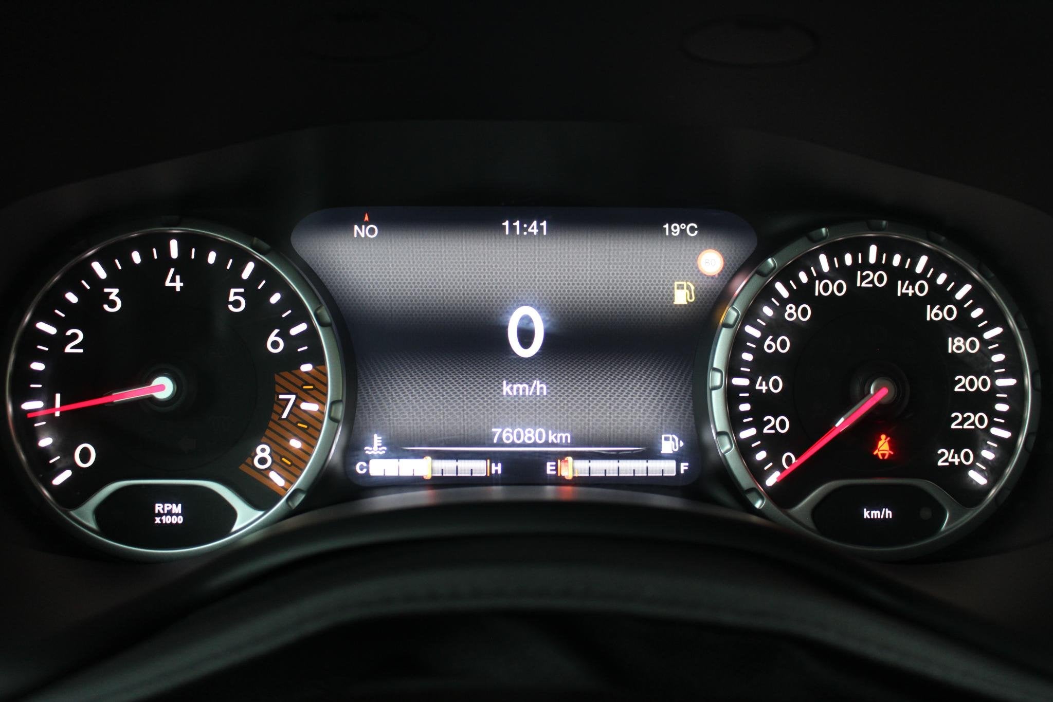 Jeep Renegade 1.0T Limited Navigatie | Stoel en Stuurverwarm, Auto's, Jeep, Met garantie (alle), Bedrijf, Handgeschakeld, 600 kg