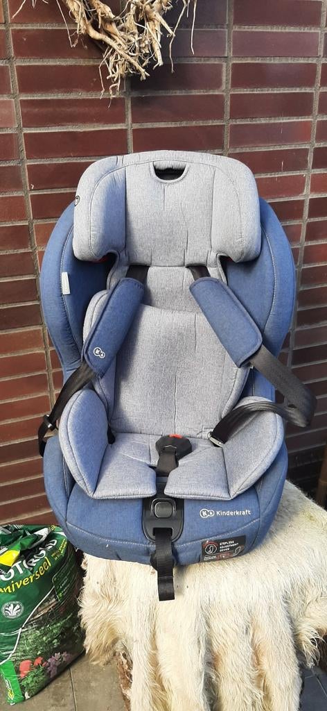 Kinderkraft autostoel, Ophalen