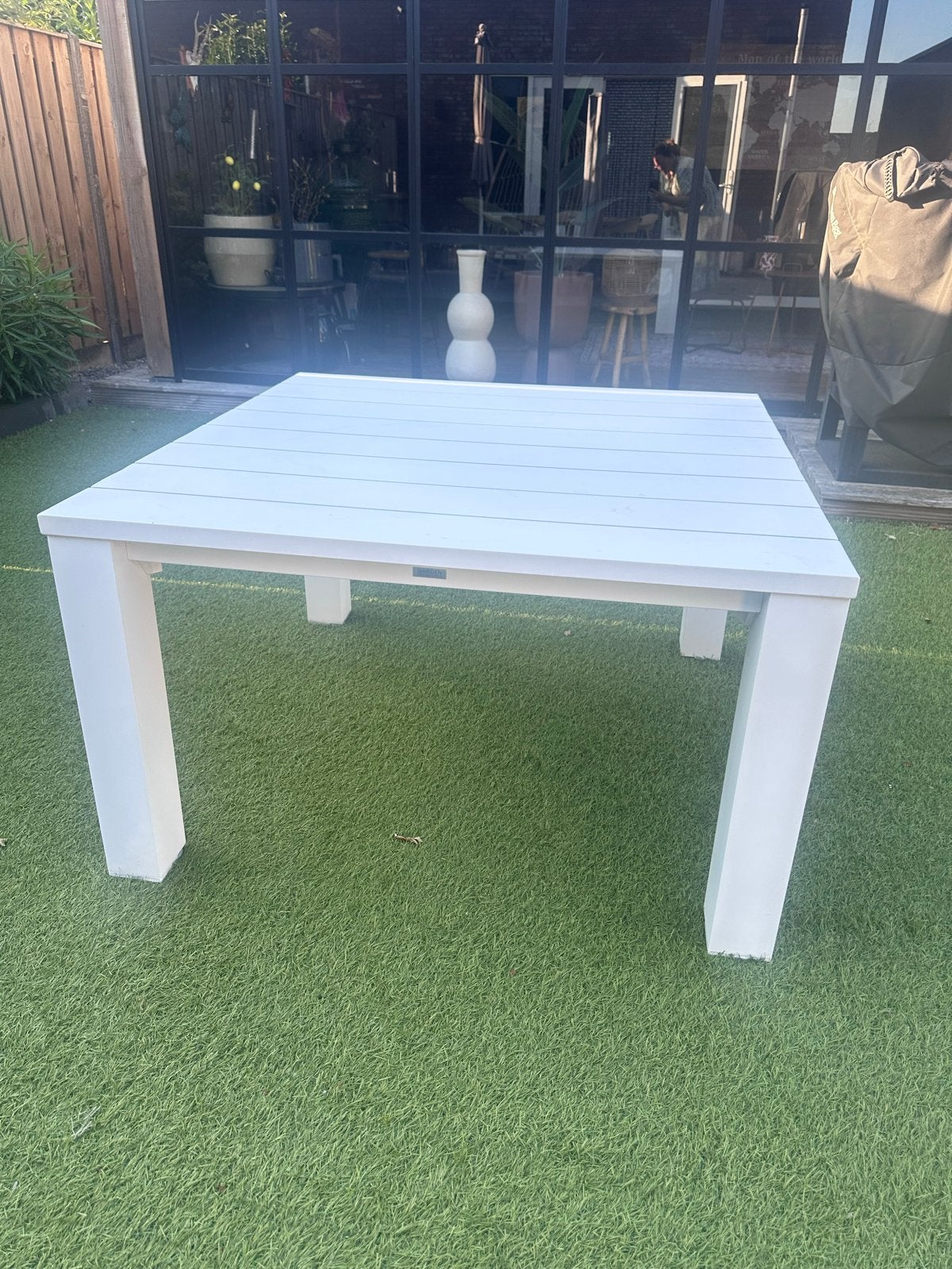Mooie witte tuintafel 115,5x69 cm - Zo goed als nieuw, Tuin en Terras, Tuintafels, Ophalen, Zo goed als nieuw, Rechthoekig, Overige materialen