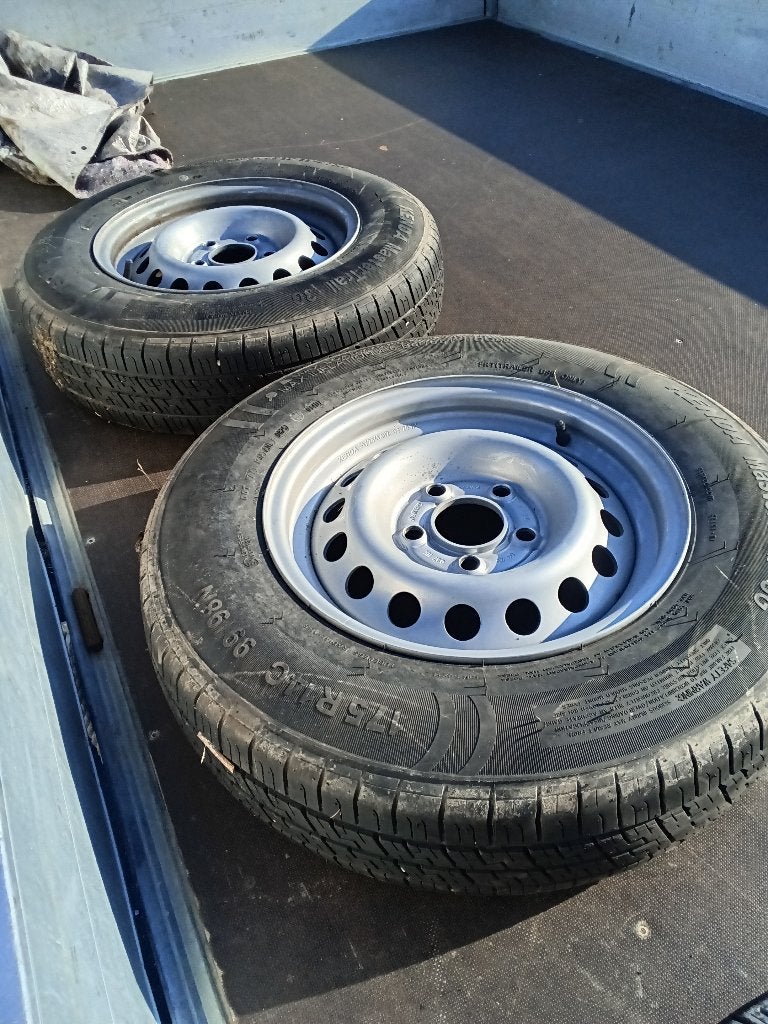 2 Aanhangerwielen 5 gaats compleet 175R14C 99/98N, Auto diversen, Ophalen, Zo goed als nieuw