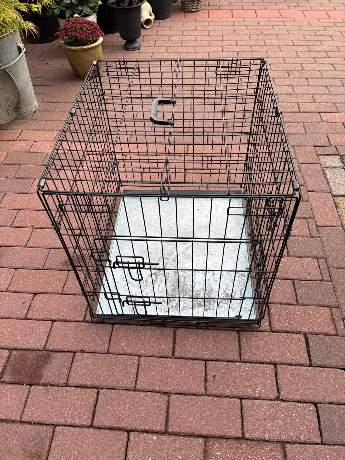 Te koop inklapbare Hondenbench met 2 Deurtjes, Ophalen, Zo goed als nieuw, Minder dan 75 cm, Minder dan 65 cm