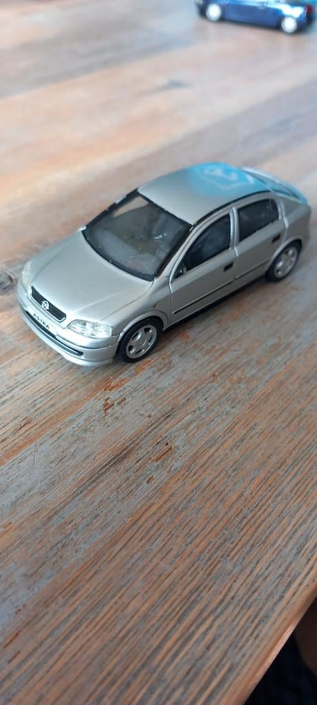 Schuco Opel Astra F 1:43 modelauto - Zilver, Ophalen, Auto, Schuco