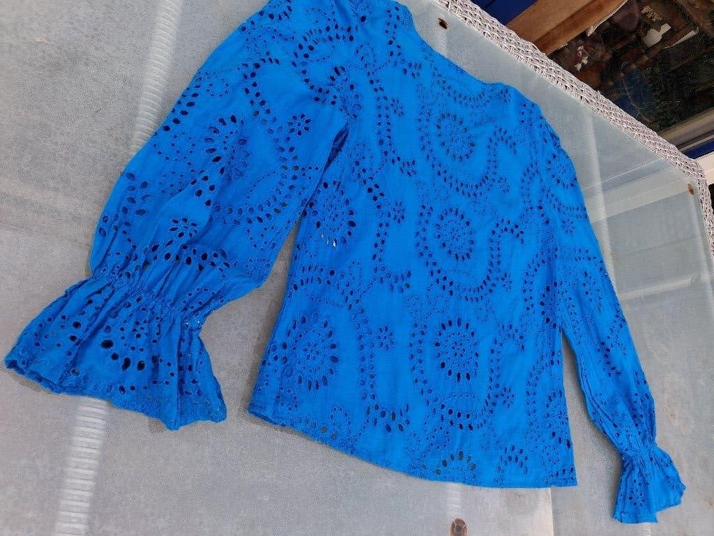 damesblouse blauw kant Tess V The Label S/M, Maat 38/40 (M), Blauw, Ophalen of Verzenden, Zo goed als nieuw