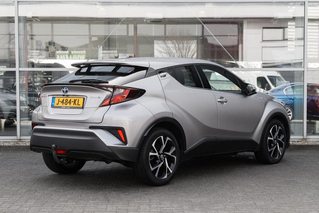 Toyota C-HR 1.8 Hybrid First Edition, Auto's, Toyota, Stof, Euro 6, 4 cilinders, 122 pk