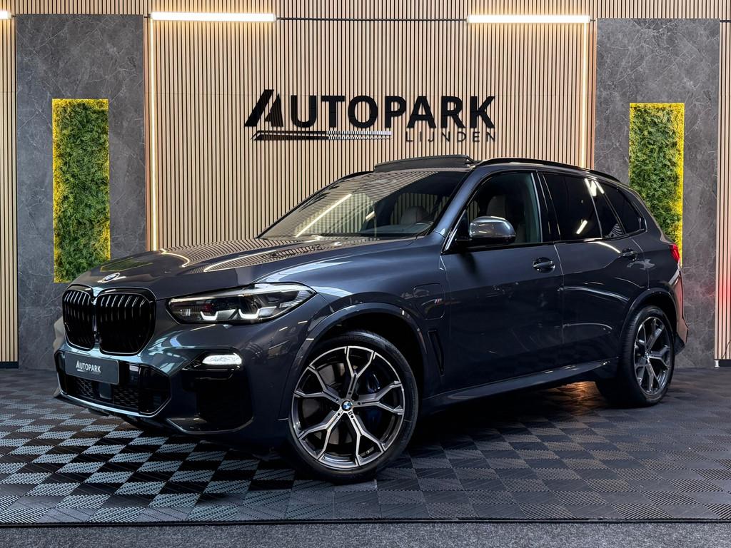 BMW X5 XDrive45e High Executive M-SPORT|PANO|HuD|H&K|360CAM|, Gebruikt, Vierwielaandrijving, Hybride Elektrisch/Benzine, 2998 cc